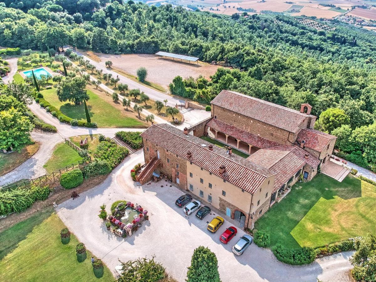 Agriturismo I Frati Paciano Exterior photo