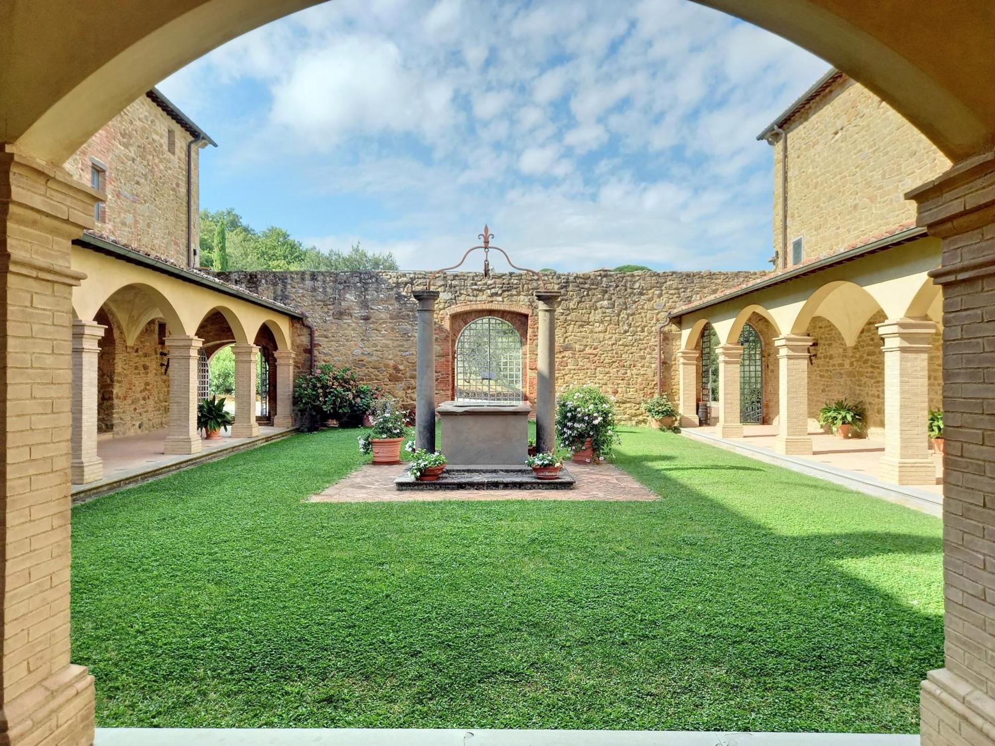 Agriturismo I Frati Paciano Exterior photo