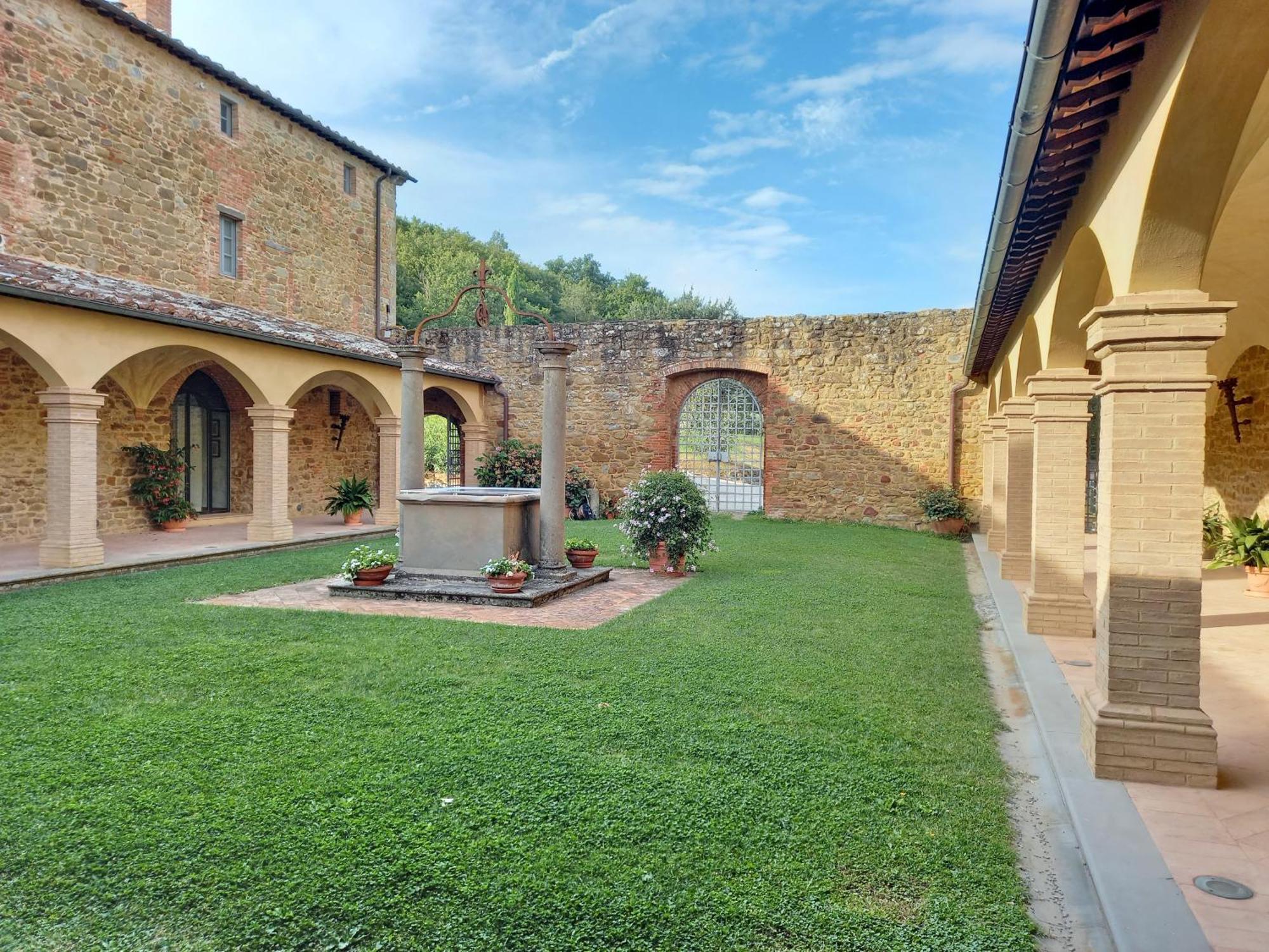 Agriturismo I Frati Paciano Exterior photo